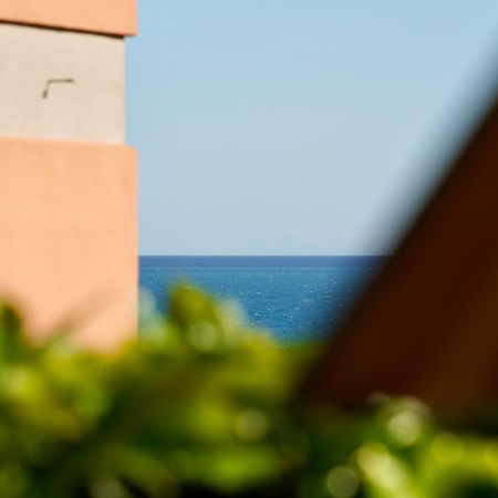 Hotel Starsbox Jacuzzi Privata E Piscina Vista Mare Celle Ligure Esterno foto